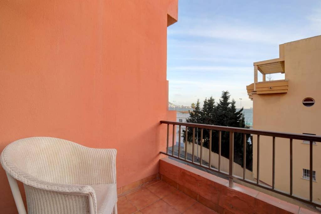 Apartamento Duplex con vistas al mar La Línea de la Concepción Exterior foto